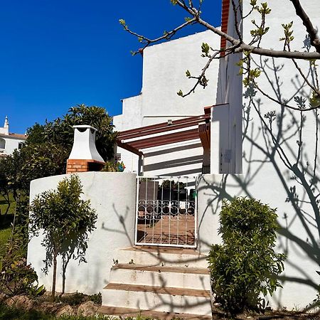 Castelo Da Esperanca Na Vila Sra Da Rocha Porches  Buitenkant foto