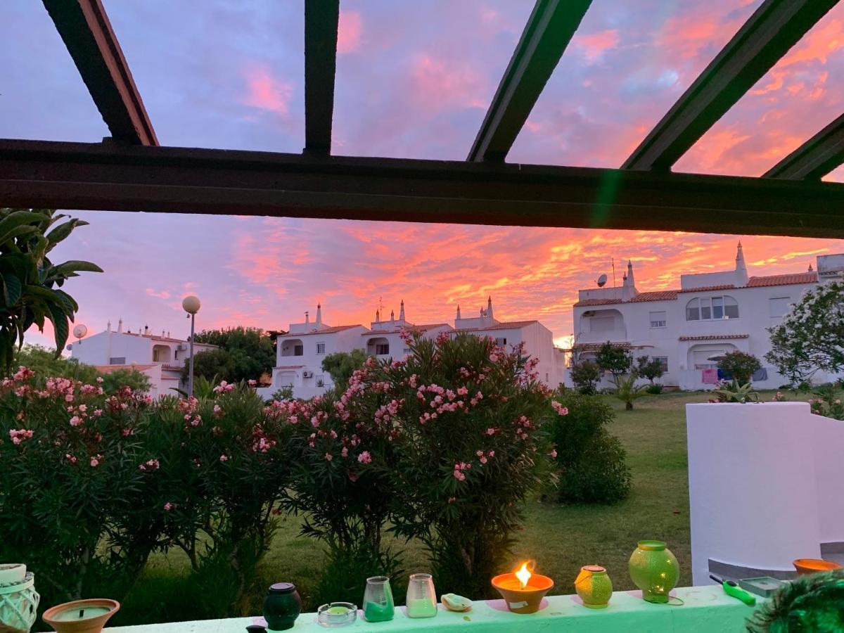 Castelo Da Esperanca Na Vila Sra Da Rocha Porches  Buitenkant foto