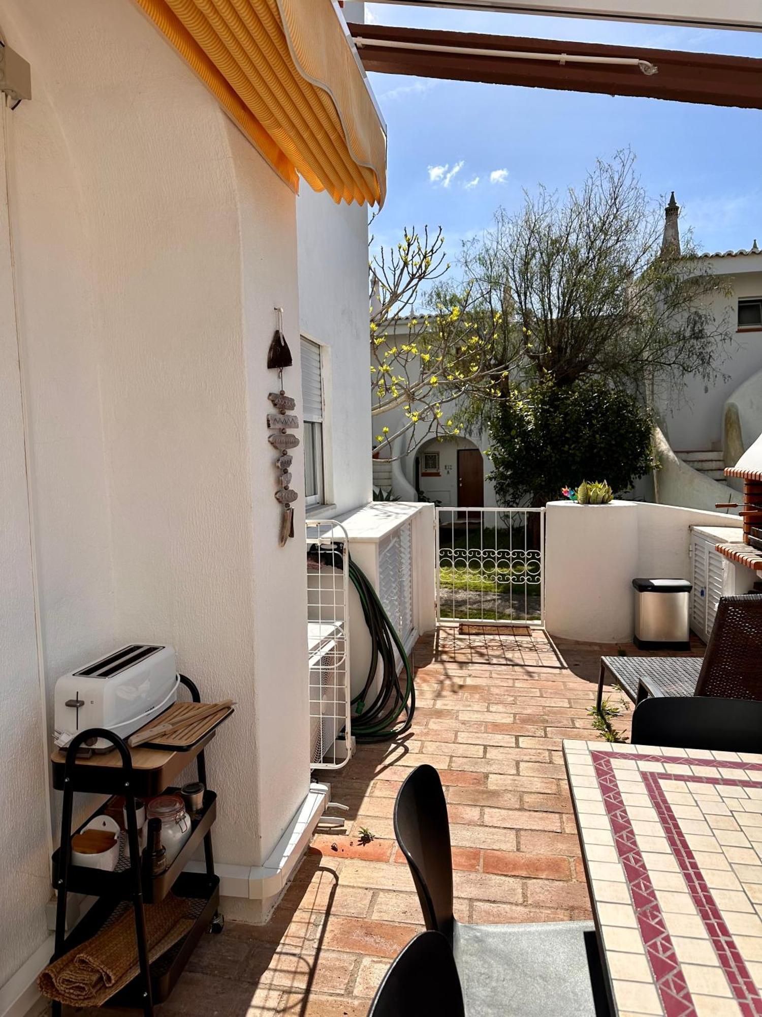 Castelo Da Esperanca Na Vila Sra Da Rocha Porches  Buitenkant foto