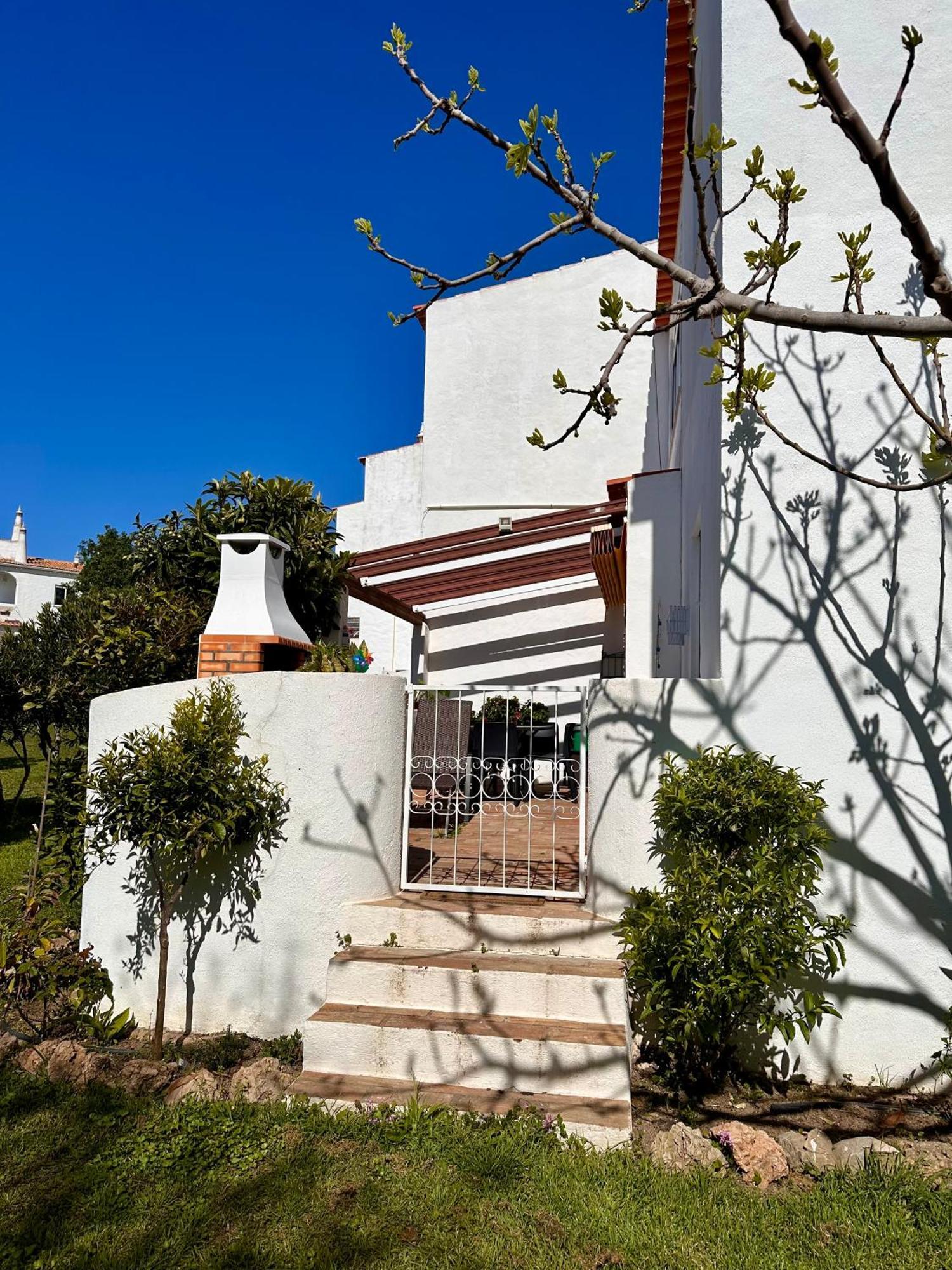Castelo Da Esperanca Na Vila Sra Da Rocha Porches  Buitenkant foto